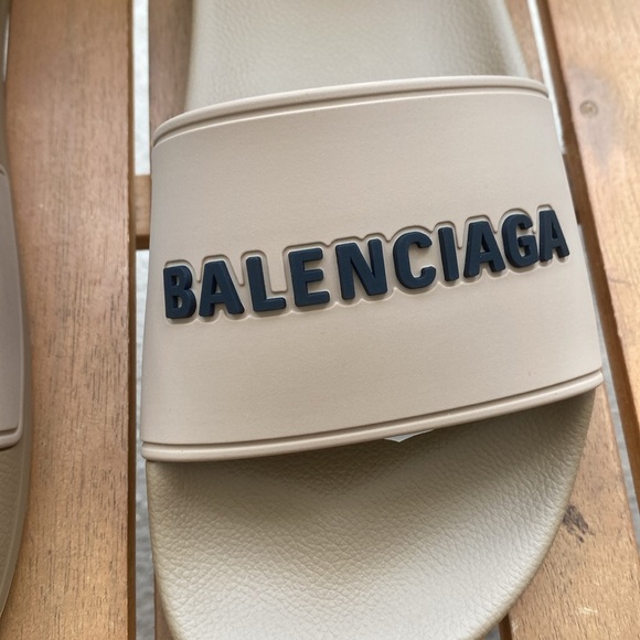 💯- New Authentic Balenciaga Logo Sport Slide Welded logotype pops in texture - Picture 10 of 17